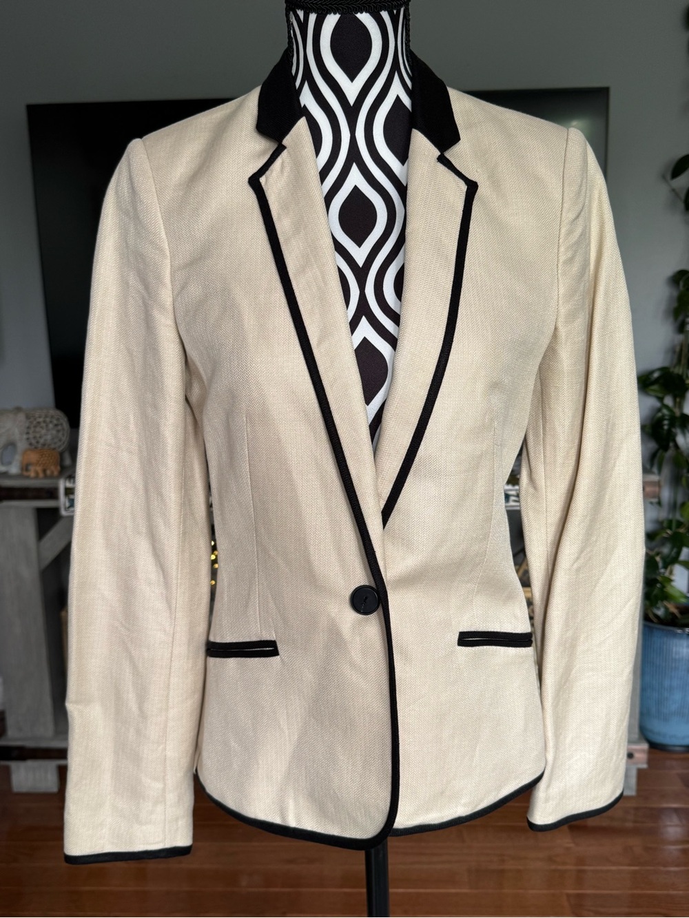 Mango Cream Blazer with Black Piping